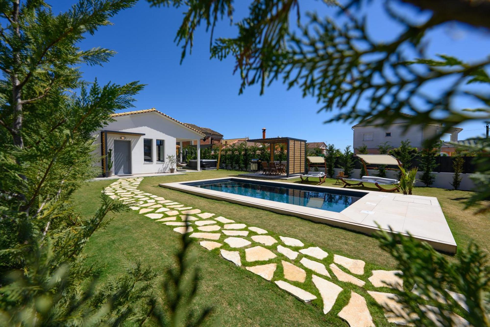 Vilă Rustic Charm *